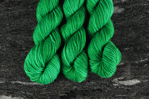 Semi-tonal DK - Dark Green - 40 g or 110 g
