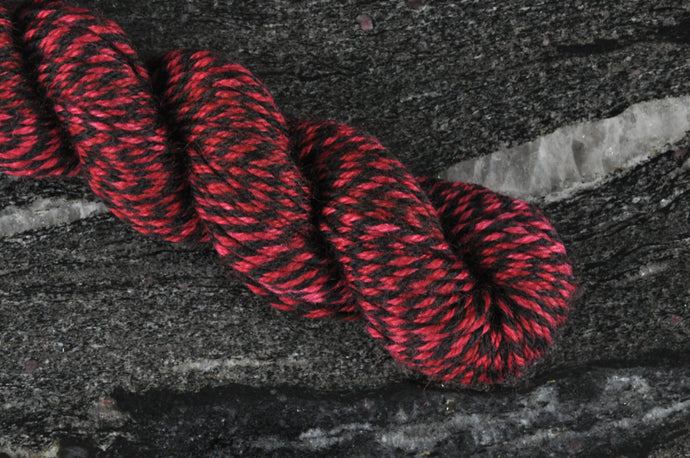 Marled Red Cloak - 110g - Fingering